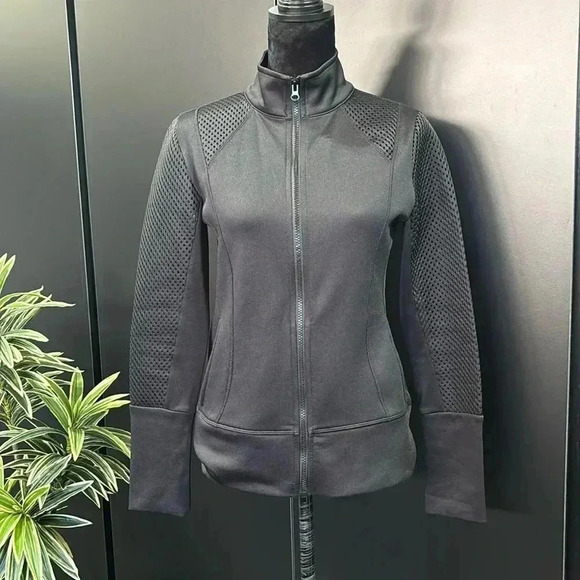 90° By Reflex Athletic jacket, full zip, heavy laser cut sleeves & back - Picture 1 of 11